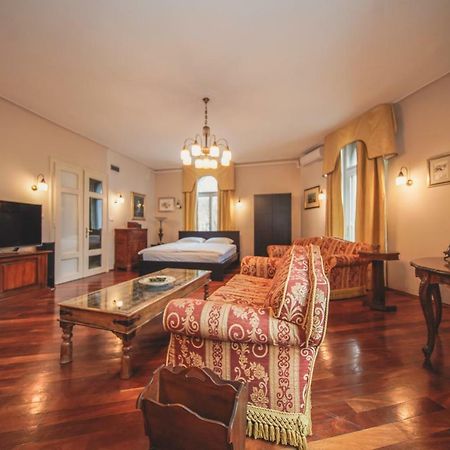Lusso Zagreb Appartement Buitenkant foto
