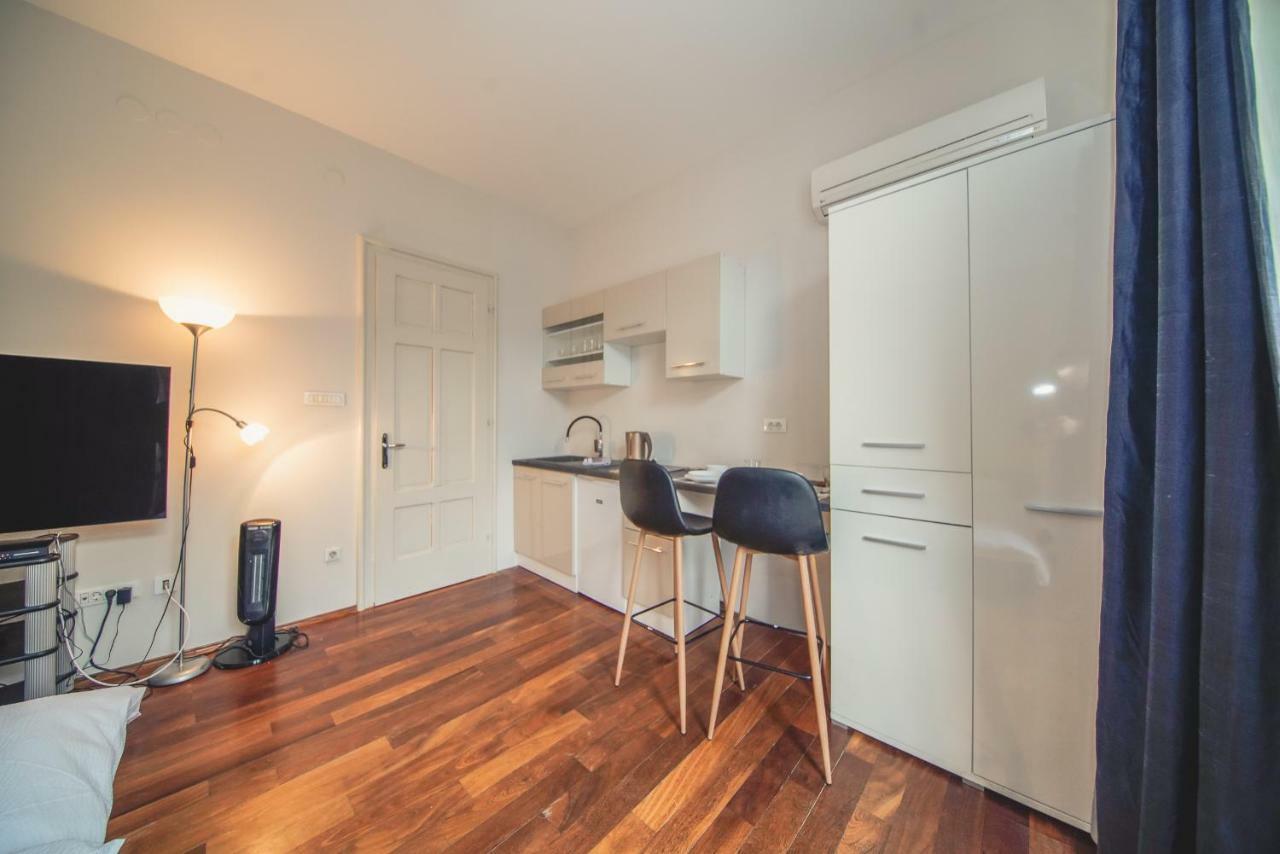 Lusso Zagreb Appartement Buitenkant foto